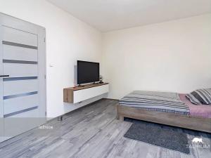 Prodej bytu 1+1, Plzeň, Komenského, 36 m2