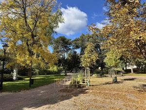 Prodej bytu 3+1, Teplice, U Hadích lázní, 76 m2