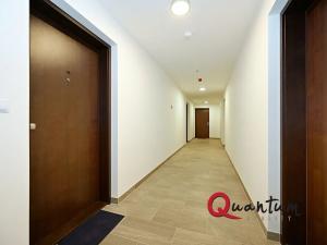 Pronájem bytu 2+kk, Praha - Třebonice, Do zahrádek I, 51 m2