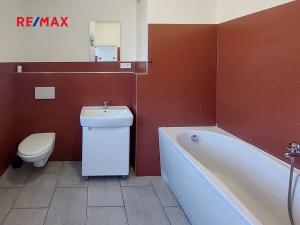 Pronájem bytu 3+kk, Velký Osek, U hřiště, 76 m2