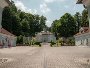 Prodej domu, Nové Hrady, 880 m2