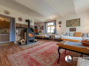 Prodej rodinného domu, Šárovcova Lhota, 128 m2