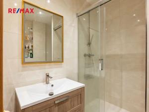 Prodej rodinného domu, Jesenice, Zdiměřická, 250 m2