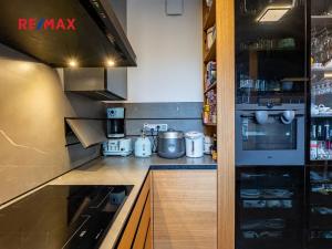 Prodej rodinného domu, Jesenice, Zdiměřická, 250 m2