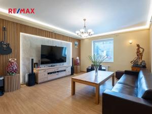 Prodej rodinného domu, Jesenice, Zdiměřická, 250 m2