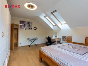 Prodej rodinného domu, Jesenice, Zdiměřická, 250 m2