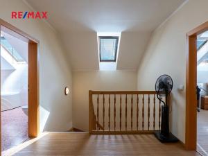 Prodej rodinného domu, Jesenice, Zdiměřická, 250 m2