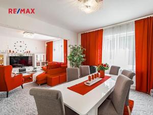 Prodej činžovního domu, České Velenice, Komenského, 247 m2