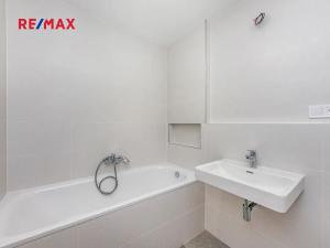 Prodej bytu 2+kk, Praha - Radlice, U Komína, 53 m2