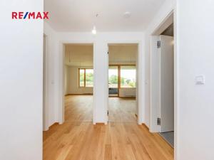Prodej bytu 2+kk, Praha - Radlice, U Komína, 53 m2