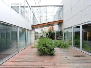 Pronájem kanceláře, Praha - Karlín, Thámova, 297 m2