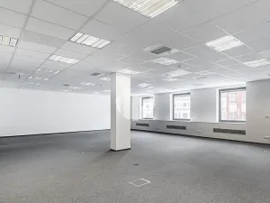 Pronájem kanceláře, Praha - Karlín, Thámova, 130 m2
