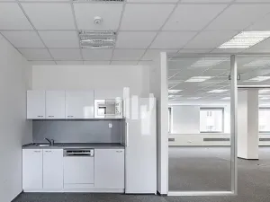 Pronájem kanceláře, Praha - Karlín, Thámova, 150 m2