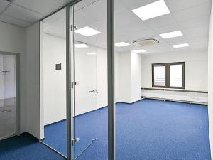 Pronájem kanceláře, Praha, 900 m2