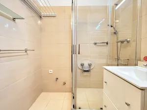 Pronájem bytu 2+1, Praha - Krč, Herálecká II, 54 m2
