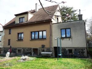 Prodej rodinného domu, Praha - Dolní Chabry, Kobyliská, 200 m2