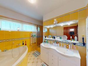 Prodej rodinného domu, Hradec Králové, Kmochova, 195 m2