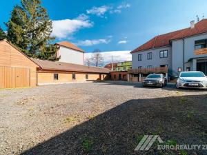 Pronájem kanceláře, Otrokovice, Dr. E. Beneše, 131 m2