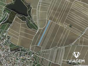 Prodej podílu pole, Hostim, 586 m2