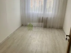 Pronájem bytu 2+kk, Praha - Kobylisy, Bojasova, 47 m2