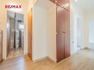 Prodej bytu 3+1, Hostivice, Na Pískách, 69 m2