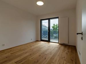 Pronájem bytu 2+kk, Praha - Karlín, Sokolova, 62 m2