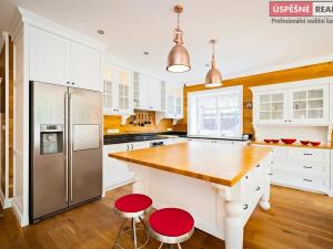 Prodej vily, Praha - Slivenec, Opálová, 282 m2