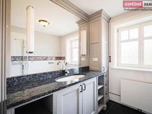 Prodej vily, Praha - Slivenec, Opálová, 282 m2