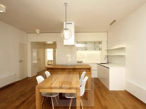 Pronájem bytu 3+kk, Praha - Bubeneč, U studánky, 83 m2