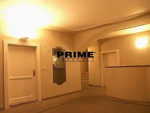 Pronájem bytu 3+1, Praha - Malá Strana, Hroznová, 73 m2