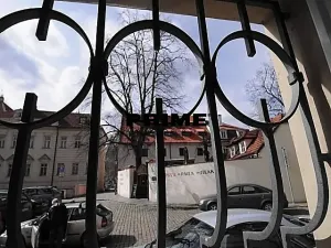 Pronájem bytu 3+1, Praha - Malá Strana, Hroznová, 73 m2