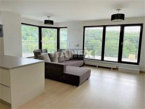 Pronájem bytu 3+kk, Praha - Hloubětín, Nademlejnská, 140 m2