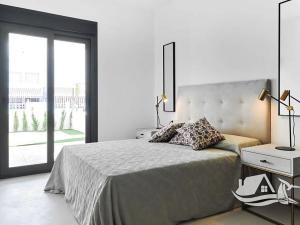 Prodej rodinného domu, Torrevieja, Španělsko, 100 m2