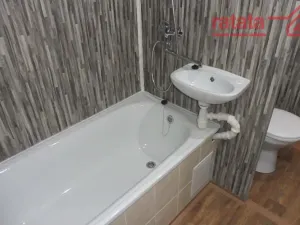 Pronájem bytu 2+1, Chomutov, 17. listopadu, 58 m2