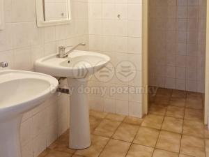 Pronájem obchodního prostoru, Chomutov, Vršovců, 145 m2