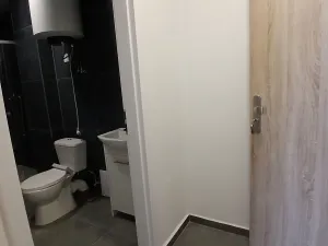 Pronájem bytu 1+kk, Praha - Břevnov, Na břevnovské pláni, 17 m2