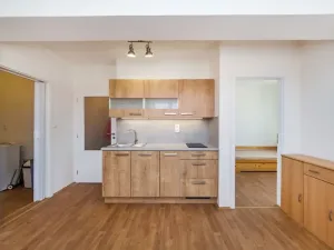 Prodej bytu 2+kk, Praha - Strašnice, Věšínova, 36 m2
