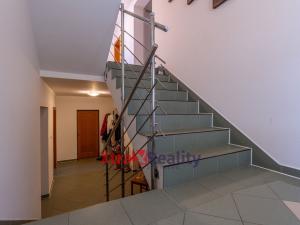 Prodej rodinného domu, Kadaň, Třešňová, 405 m2