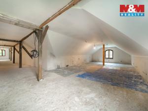 Prodej rodinného domu, Polička - Lezník, 260 m2