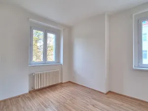 Pronájem bytu 2+kk, Praha - Strašnice, Černokostelecká, 47 m2