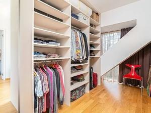 Pronájem atypického bytu, Praha - Smíchov, Holečkova, 143 m2