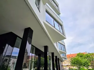 Pronájem atypického bytu, Praha - Smíchov, Holečkova, 143 m2