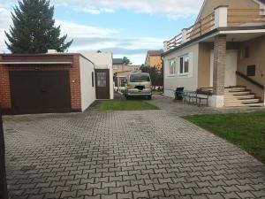 Prodej rodinného domu, Jeneč, Lidická, 145 m2