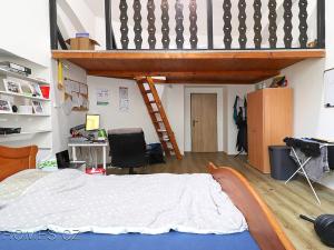 Pronájem bytu 2+1, Praha - Nové Město, Na Moráni, 62 m2