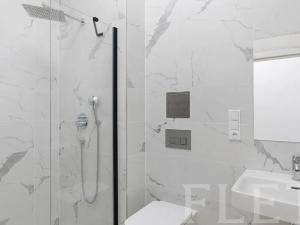 Pronájem bytu 1+kk, Praha - Nusle, Lumírova, 31 m2