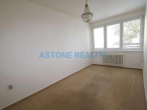 Pronájem bytu 3+1, Praha - Radotín, Kraslická, 84 m2