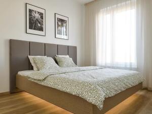 Prodej bytu 2+kk, Praha - Horní Měcholupy, Milánská, 59 m2