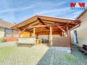 Prodej obchodního prostoru, Hradec Králové - Svinary, Podhůrská, 633 m2