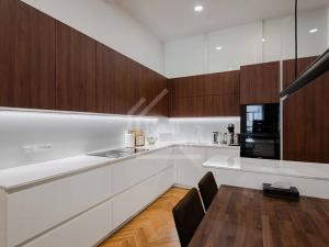 Prodej bytu 3+1, Praha - Nové Město, Soukenická, 107 m2