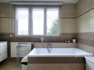 Pronájem bytu 2+kk, Písek, Dr. M. Horákové, 53 m2